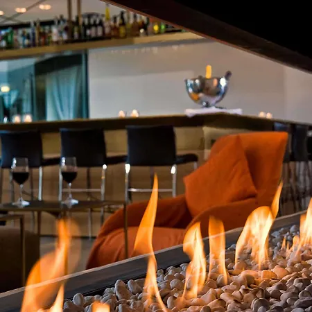 Wyndham Excelsior מלון 4*