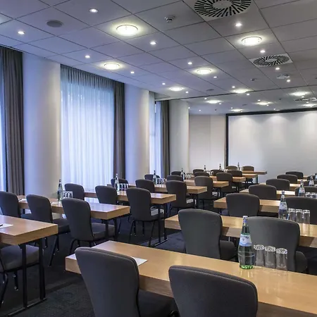 Wyndham Excelsior מלון 4*