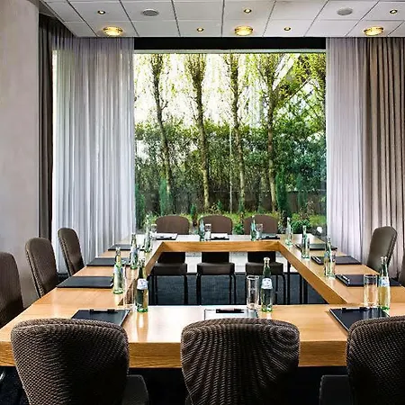 מלון Wyndham Excelsior