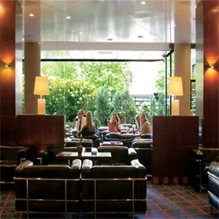 Wyndham Excelsior Hotel 4*